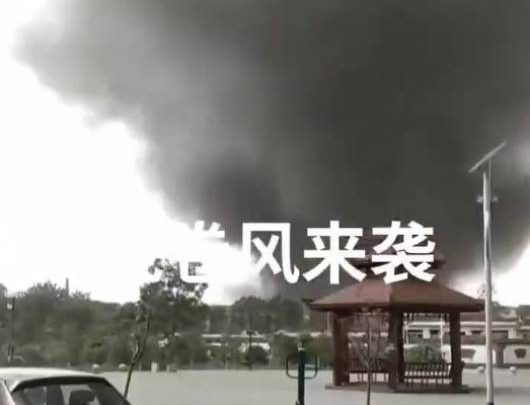 Cronaca meteo. Cina, devastante tornado nella provincia di Liaoning, ingenti danni – Video