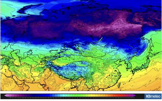 Cronaca mondo. Siberia, gelo estremo, fino a -58°C. Grande nevicata a Mosca