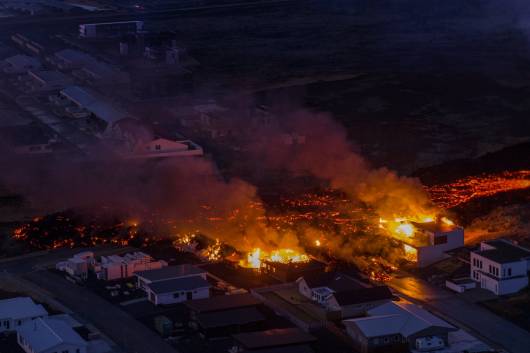 Cronaca. Islanda, nuova eruzione vulcanica a Grindavik. La seconda in meno di un mese – Video e foto