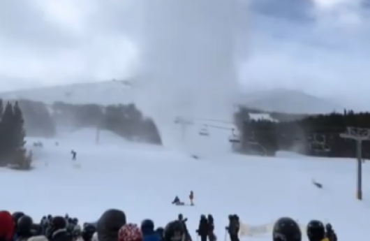 Cronaca meteo – Spettacolare tornado di neve sulle piste da sci del Colorado. Video