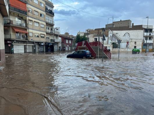 Cronaca meteo. Spagna, forti temporali e nubifragi isolano alcuni comuni nella regione di Murcia – Video
